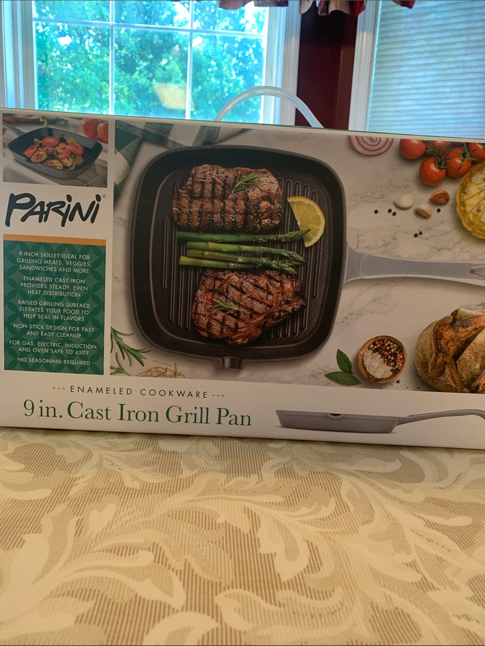 NEVER USED! 9 in. Cast Iron Grill Pan - Black Enamel